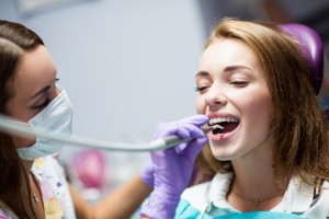 Cleaning at the dentist